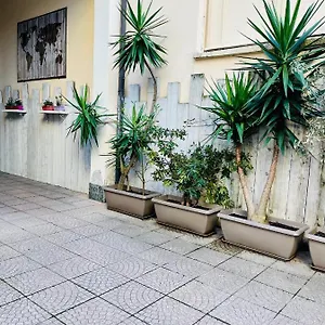 Via Padova 165 2*, Милан Италия