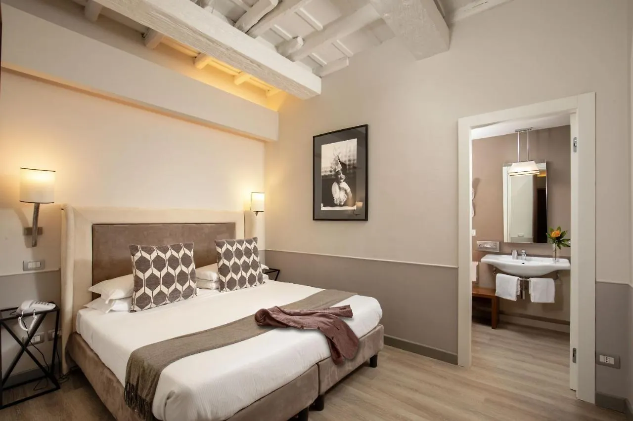 רומא Condotti Palace איטליה