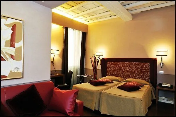 רומא Condotti Palace מלון