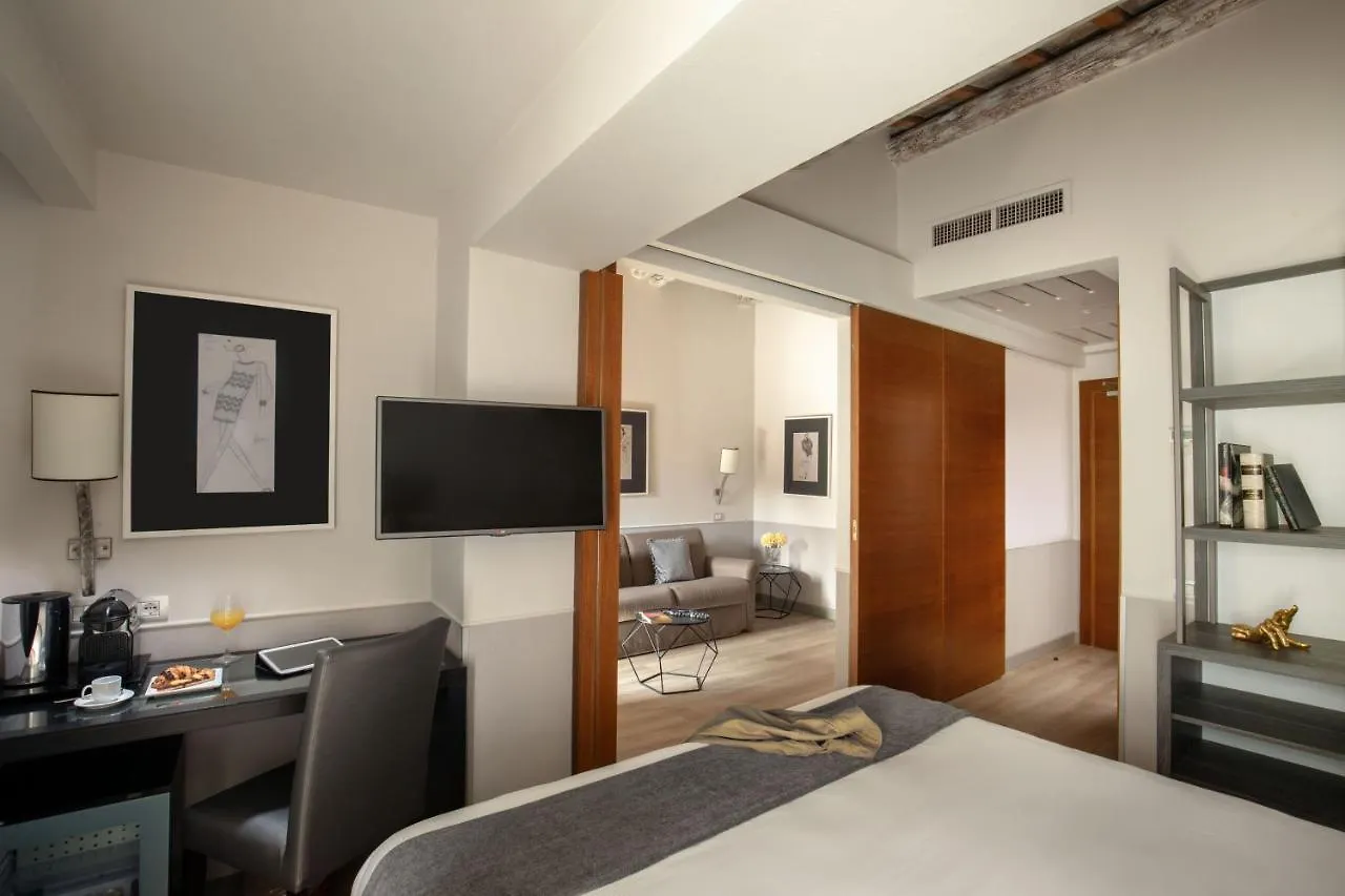 Condotti Palace Roma
