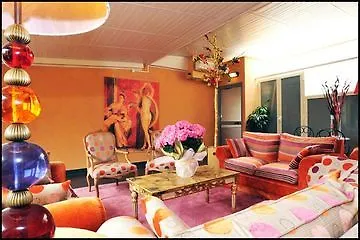 **** Hotel Condotti Palace Roma Itália
