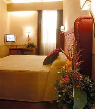 Condotti Palace Roma