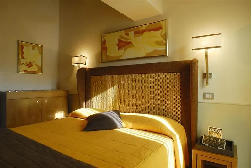 Hotel Condotti Palace Roma
